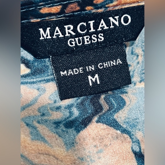 Guess by Marciano Guess Paisley Flutter Sleeve Maxi
Dress size Med - Picture 13 of 16